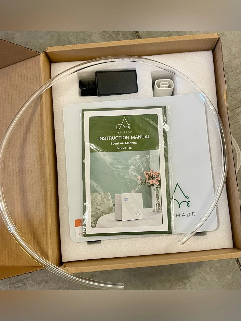 NIB Aromadd U5 Smart HVAC Whole House Scent Machine Diffuser White 3500 Sq Ft
